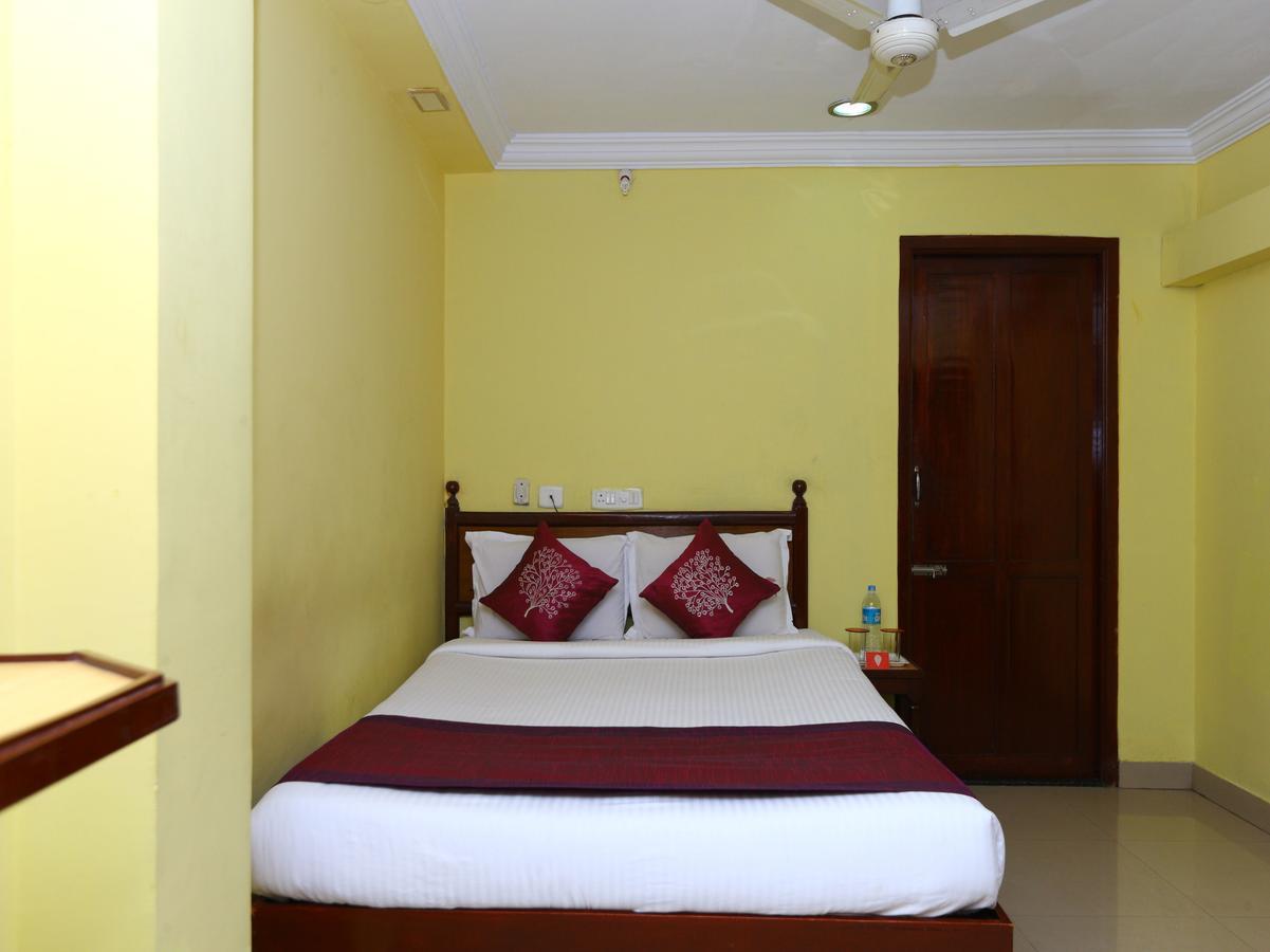 Oyo 9343 Jp Residency Hotel Puduccseri Kültér fotó