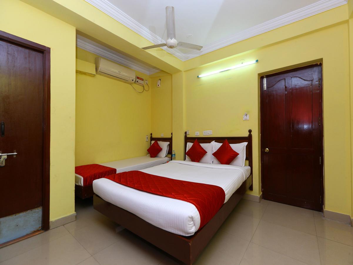 Oyo 9343 Jp Residency Hotel Puduccseri Kültér fotó