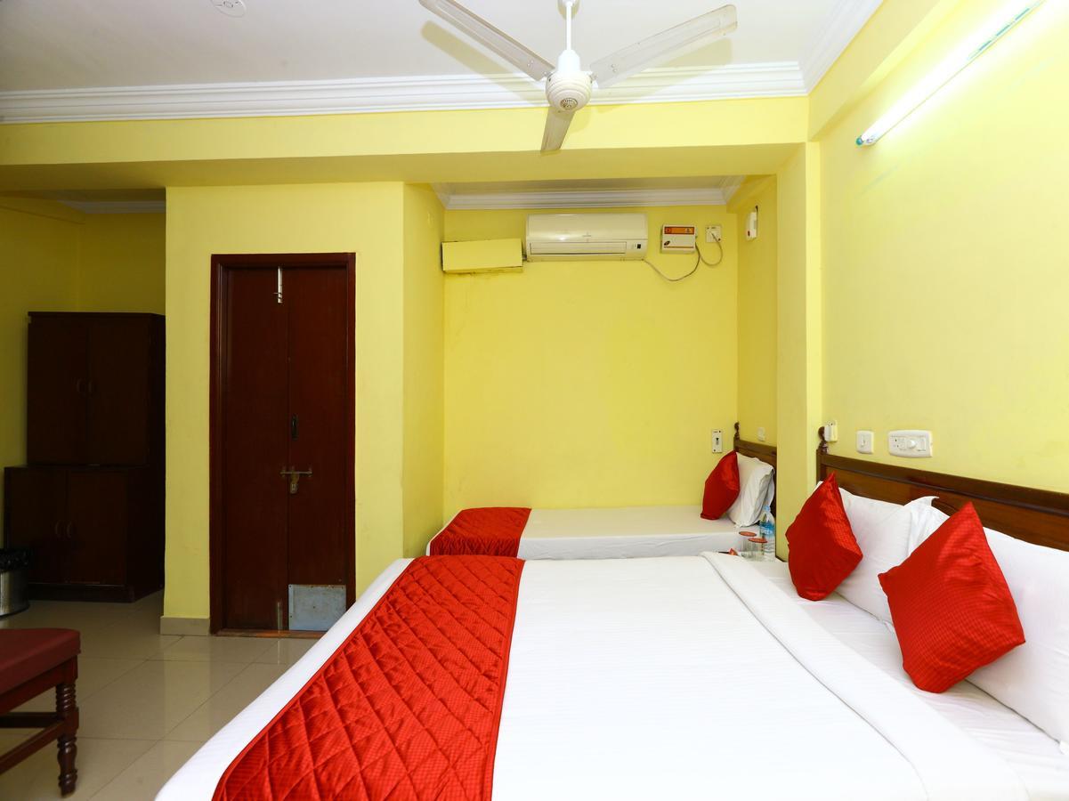 Oyo 9343 Jp Residency Hotel Puduccseri Kültér fotó